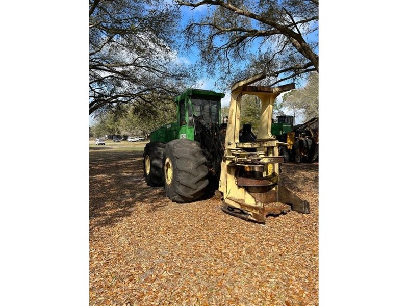 John Deere Track Feller Buncher